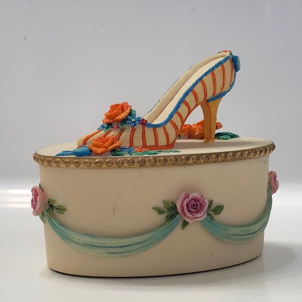 Willow Hall Vintage Shoe Trinket Box  - Patricia